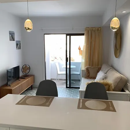 Avenida De Suecia, Cristianos Free Wifi Apartamento *